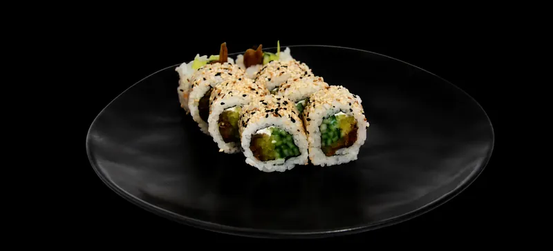 California vege – rolka sushi w sezamie, Futo Sushi Biała Podlaska