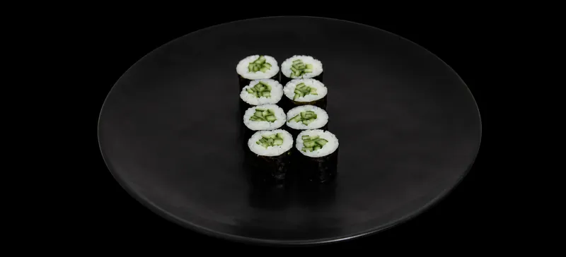 Hosomaki ogórek – cienka rolka sushi, Futo Sushi Biała Podlaska
