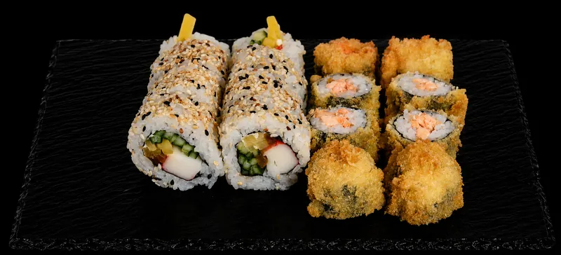 Set Sakuraima – zestaw sushi California surimi i hosomaki, Futo Sushi Biała Podlaska
