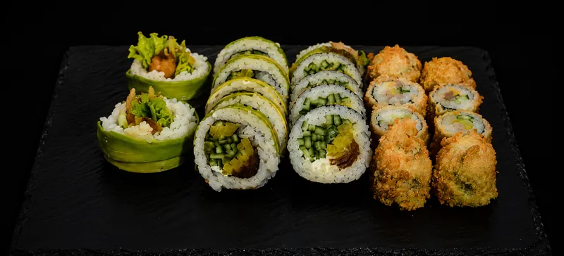 Zestaw sushi Premium 2 – Futo Sushi